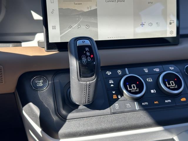2025 Land Rover Defender 130 P400 X-Dynamic SE Tucson AZ