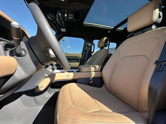 2025 Land Rover Defender 130 P400 X-Dynamic SE Tucson AZ