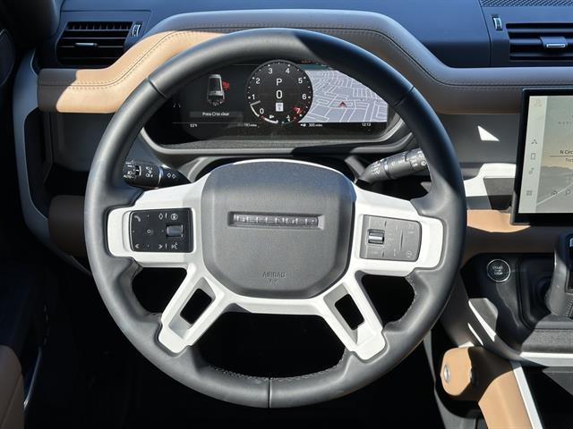 2025 Land Rover Defender 130 P400 X-Dynamic SE Tucson AZ