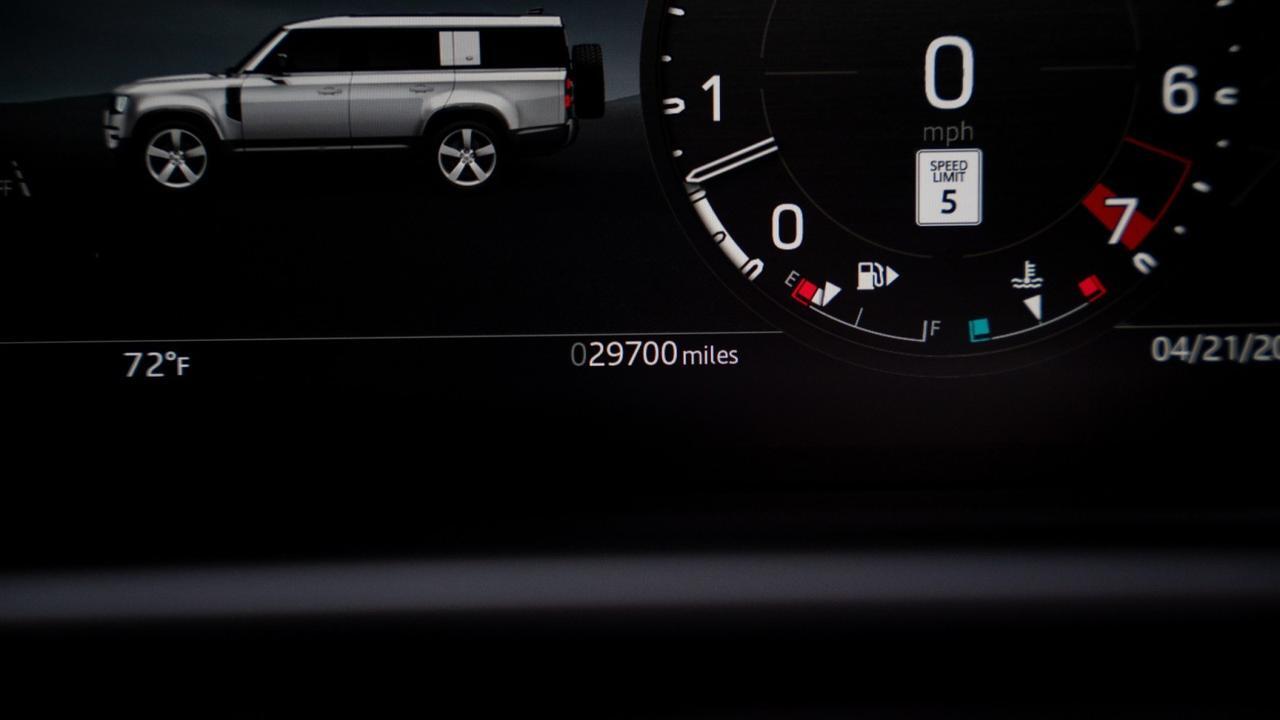 2025 Land Rover Defender 130 P500 w/ Extended Black Exterior Franklin TN