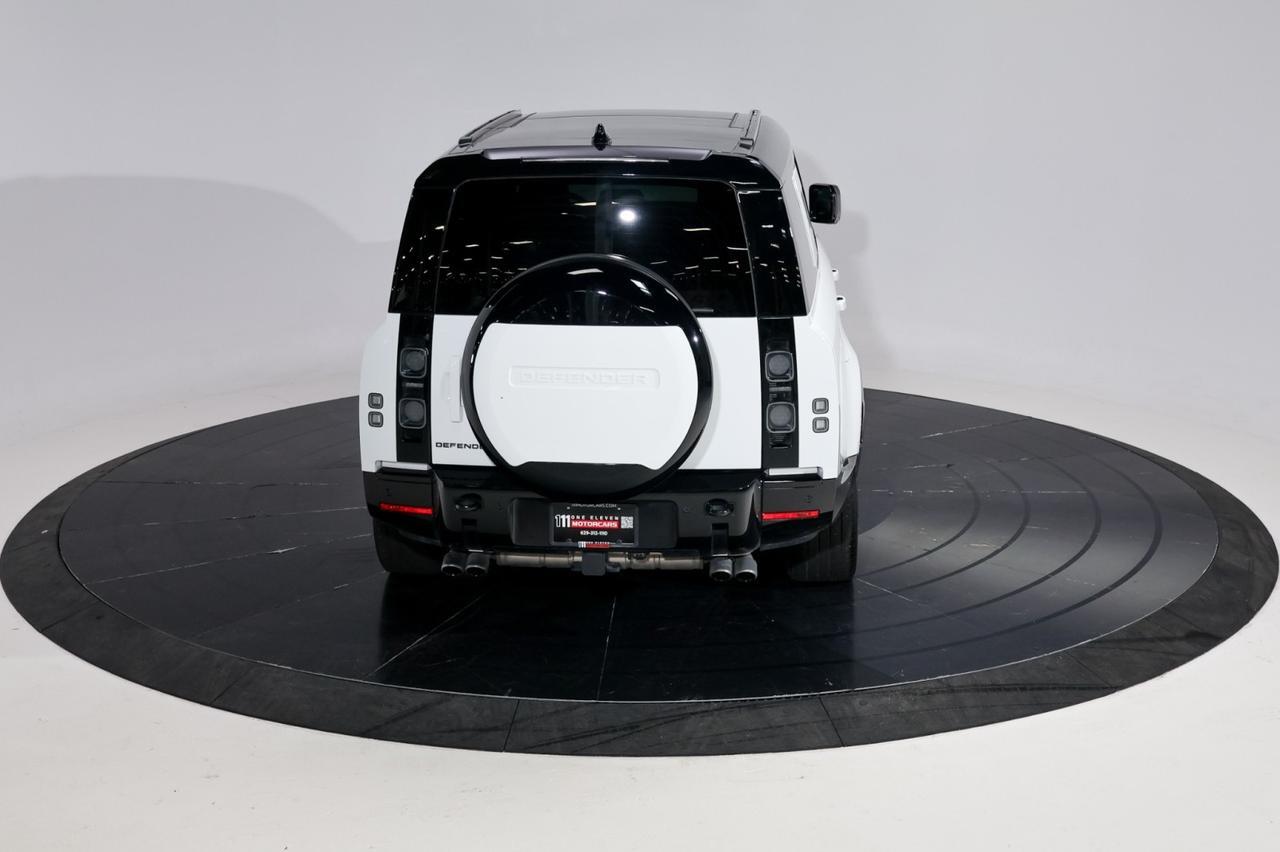 2025 Land Rover Defender 130 P500 w/ Extended Black Exterior Franklin TN