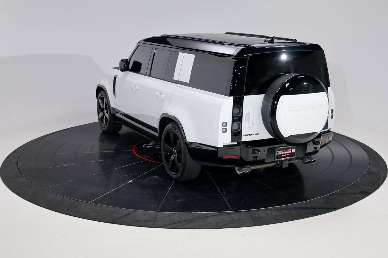 2025 Land Rover Defender 130 P500 w/ Extended Black Exterior Franklin TN