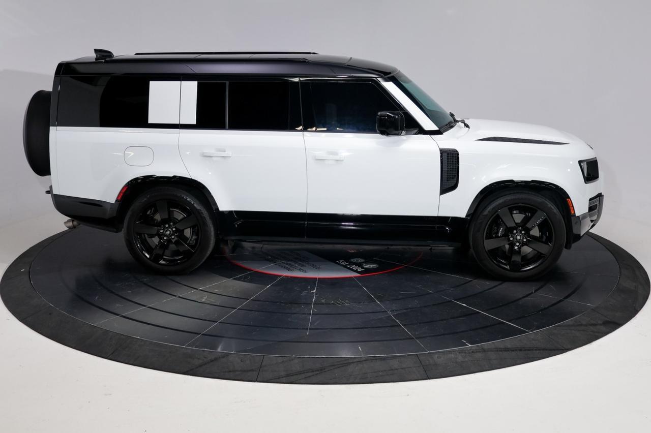 2025 Land Rover Defender 130 P500 w/ Extended Black Exterior Franklin TN