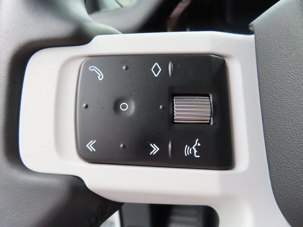 2025 Land Rover Defender 130 S AWD Fond du Lac WI