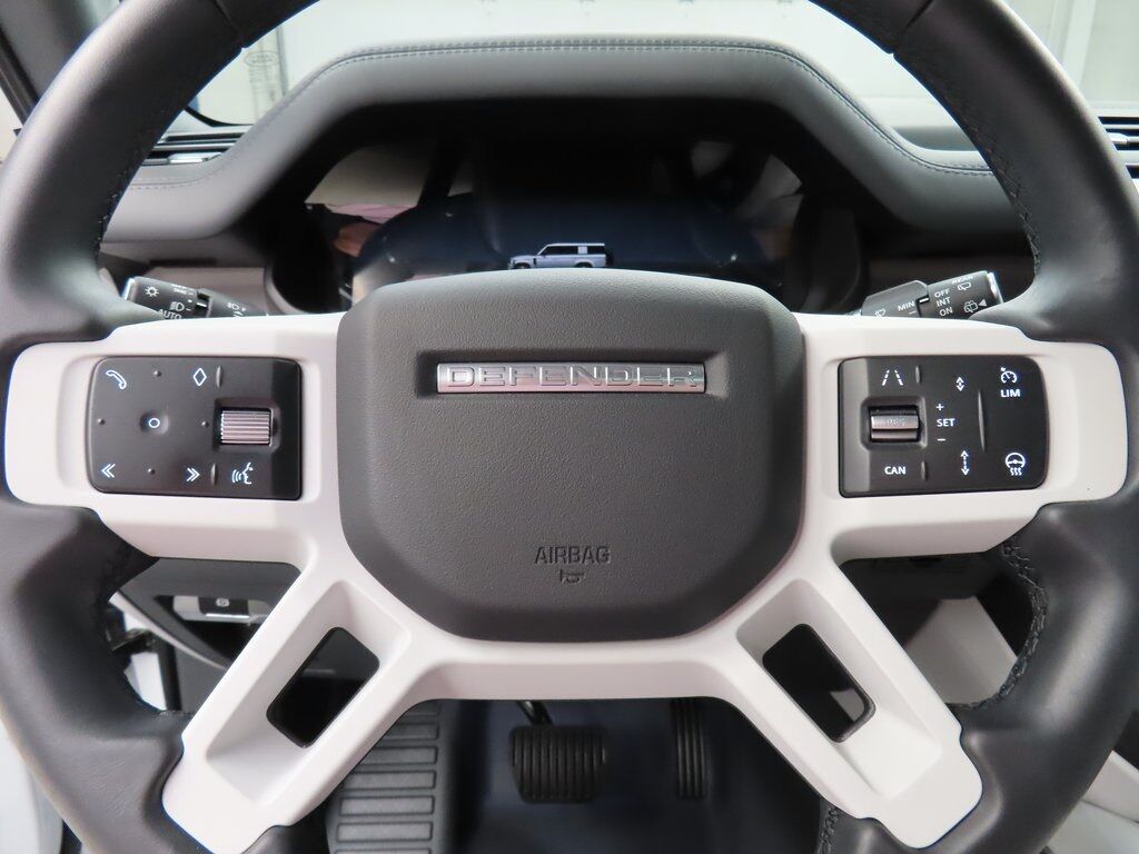 2025 Land Rover Defender 130 S AWD Fond du Lac WI