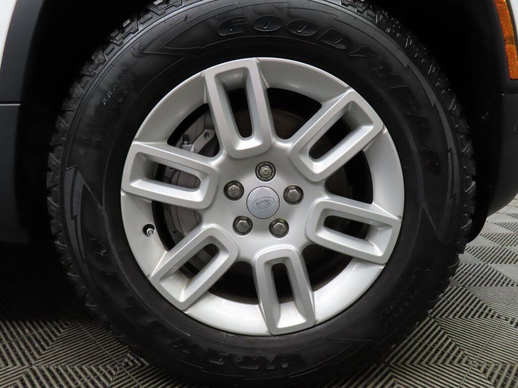 2025 Land Rover Defender 130 S AWD Fond du Lac WI
