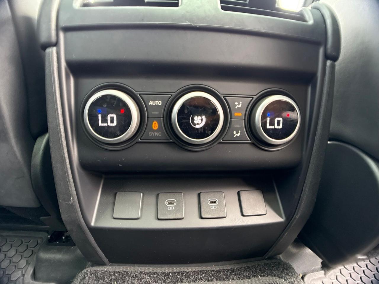 2025 Land Rover Defender 130 S Chantilly VA