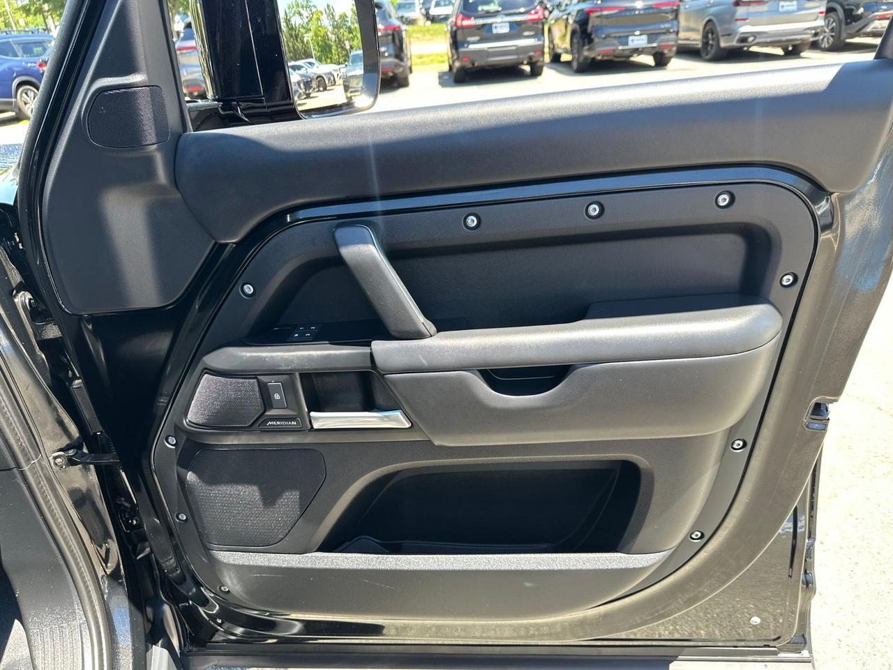 2025 Land Rover Defender 130 S Chantilly VA