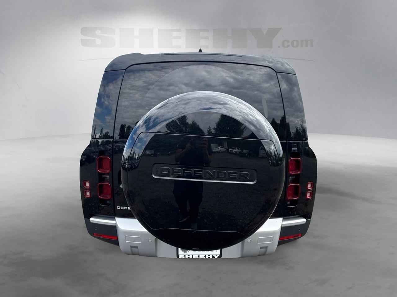2025 Land Rover Defender 130 S Chantilly VA