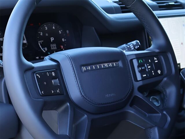 2025 Land Rover Defender 130 V8 Oshkosh WI 2025 Land Rover Defender 130 V8 Oshkosh WI