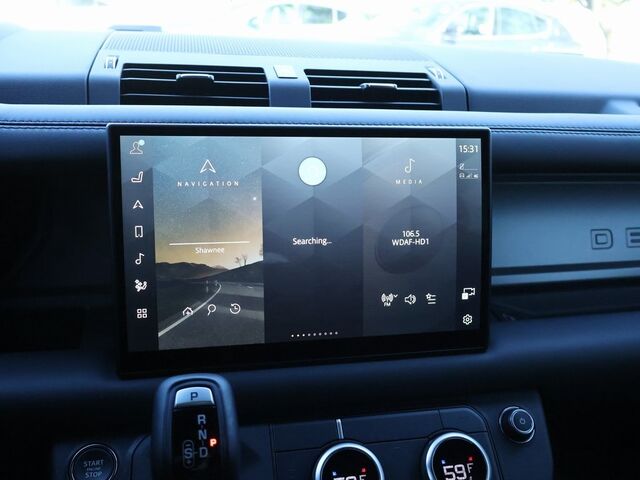 2025 Land Rover Defender 130 V8 Oshkosh WI 2025 Land Rover Defender 130 V8 Oshkosh WI