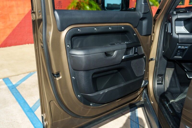 2025 Land Rover Defender 130 X Birmingham AL