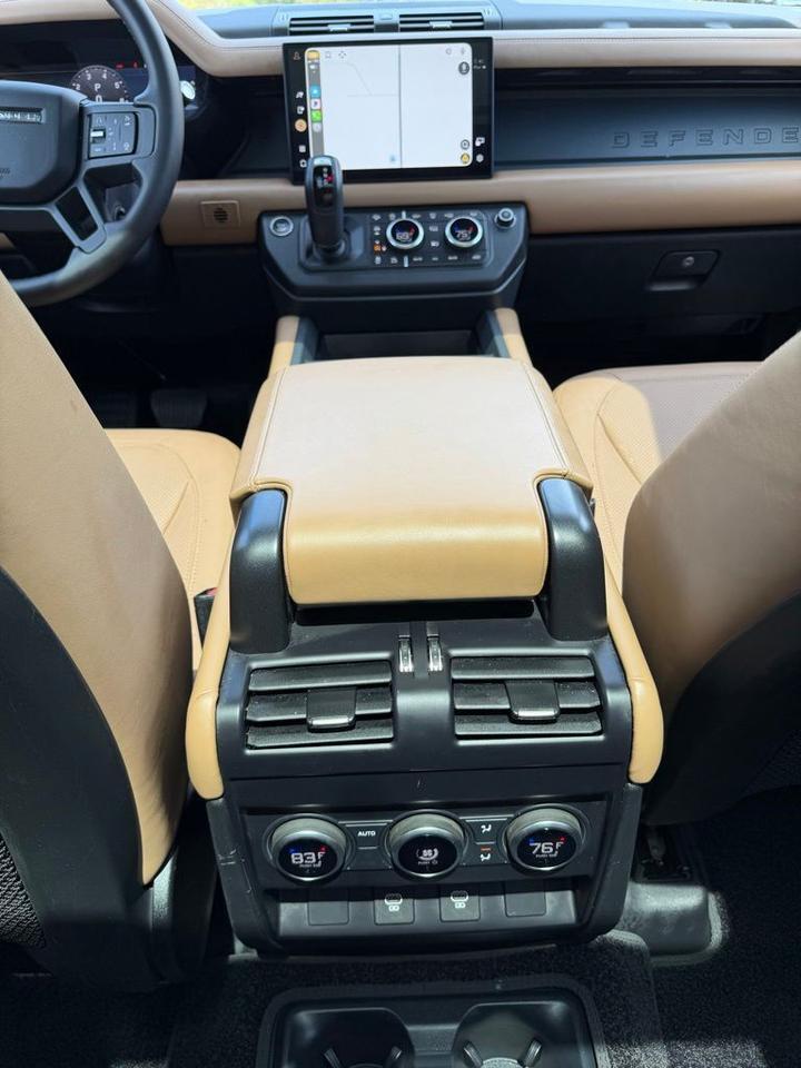 2025 Land Rover Defender 130 X-Dynamic SE Orange MA