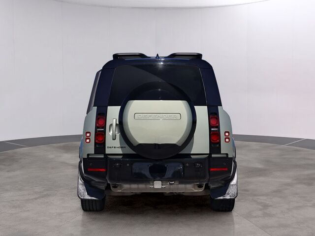 2025 Land Rover Defender 130 X-Dynamic SE Oshkosh WI