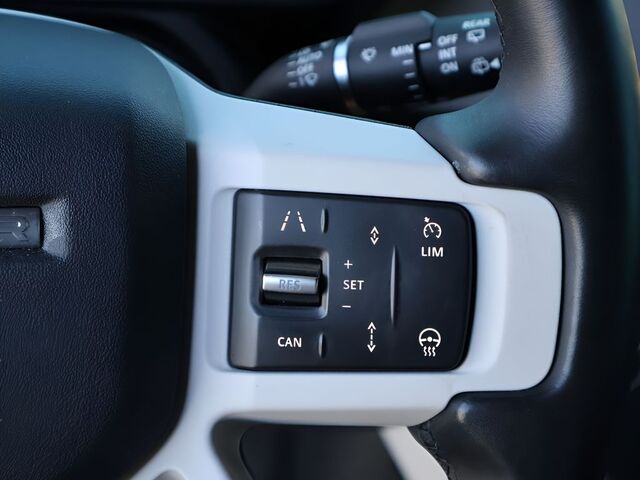 2025 Land Rover Defender 130 X-Dynamic SE Oshkosh WI