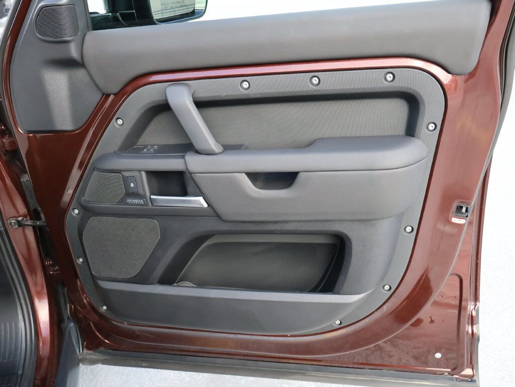 2025 Land Rover Defender 130 X-Dynamic SE San Clemente CA