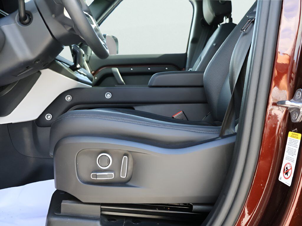 2025 Land Rover Defender 130 X-Dynamic SE San Clemente CA