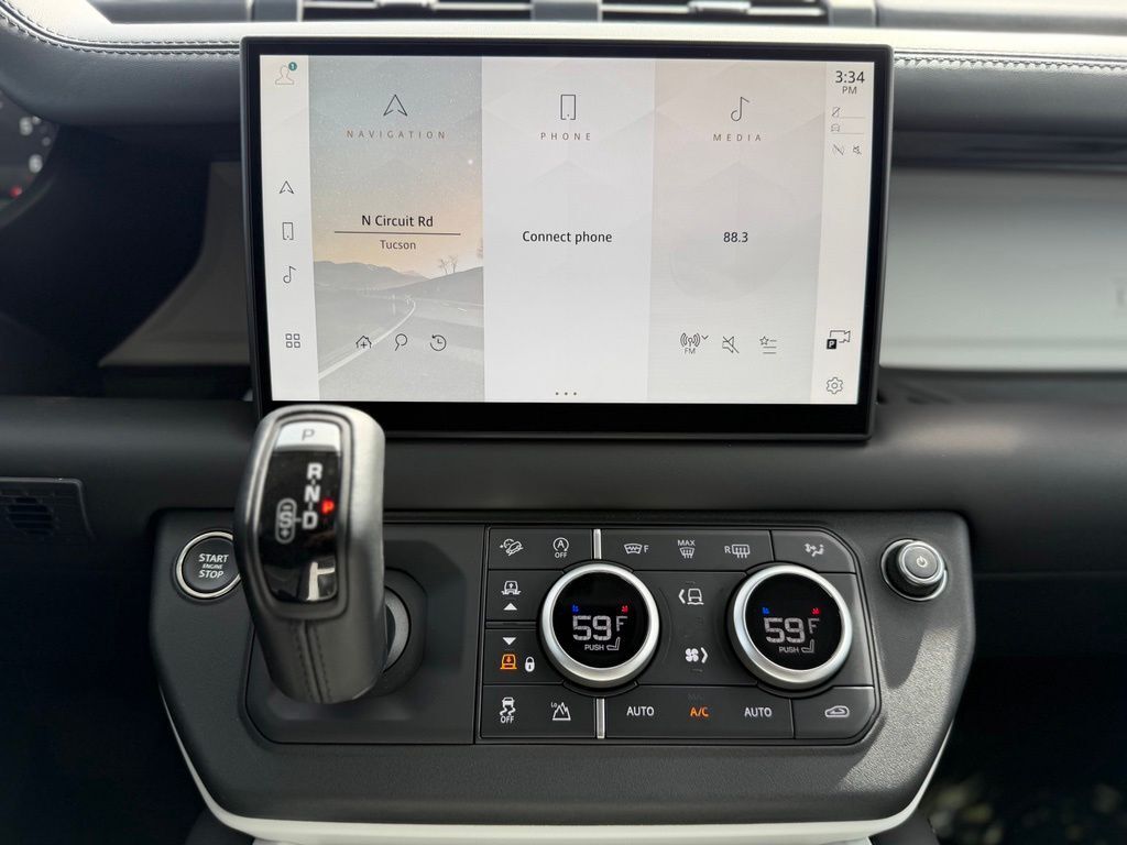 2025 Land Rover Defender 130 X-Dynamic SE Tucson AZ