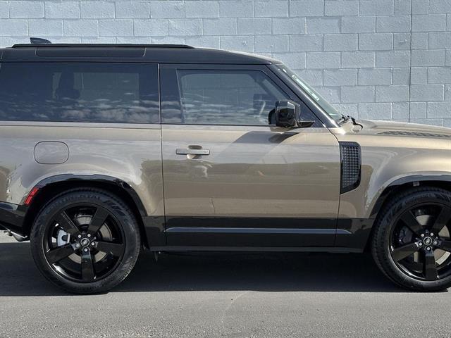 2025 Land Rover Defender 90 P400 X-Dynamic SE Tucson AZ
