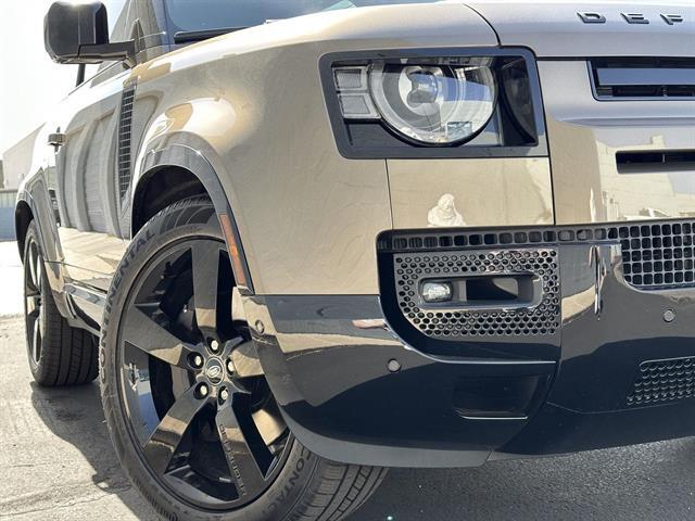2025 Land Rover Defender 90 P400 X-Dynamic SE Tucson AZ