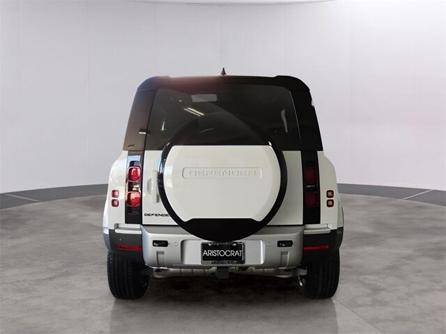 2025 Land Rover Defender 90 S Oshkosh WI 2025 Land Rover Defender 90 S Oshkosh WI