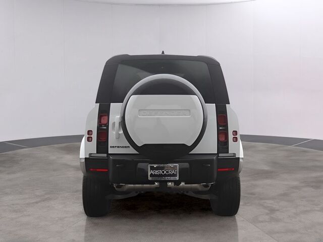 2025 Land Rover Defender 90 X-Dynamic SE Oshkosh WI