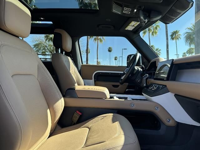 2025 Land Rover Defender 90 X-Dynamic SE Tucson AZ