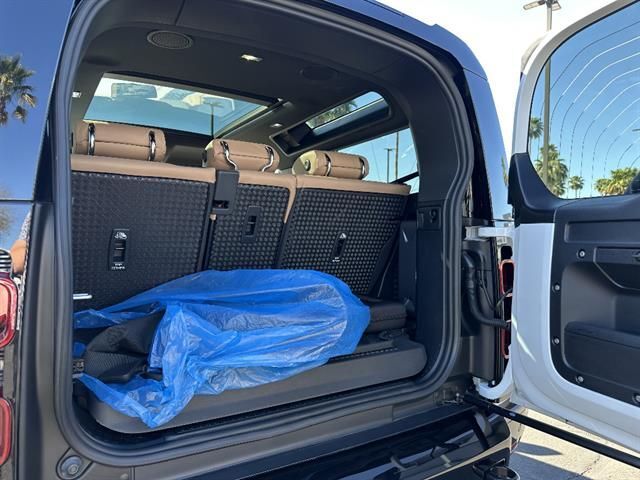 2025 Land Rover Defender 90 X-Dynamic SE Tucson AZ