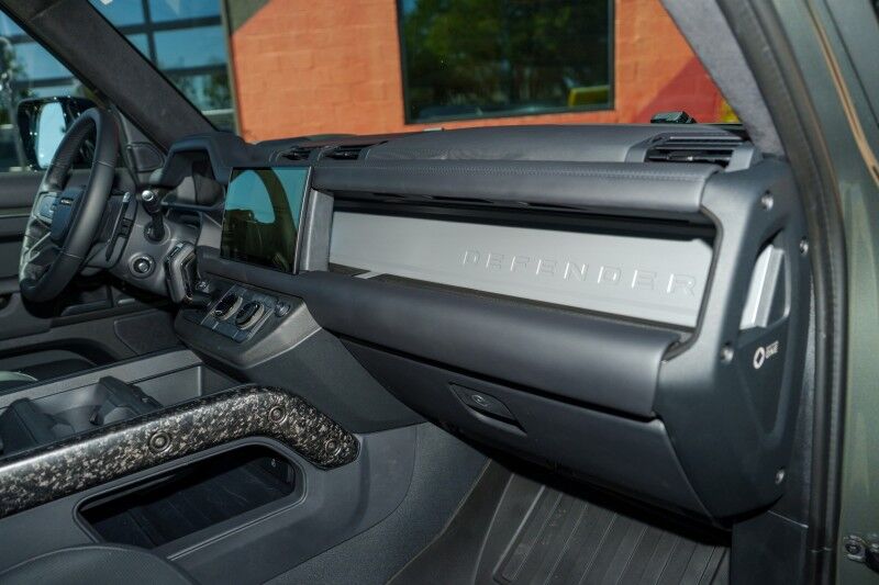 2025 Land Rover Defender OCTA Birmingham AL