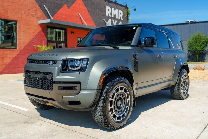 2025 Land Rover Defender OCTA
