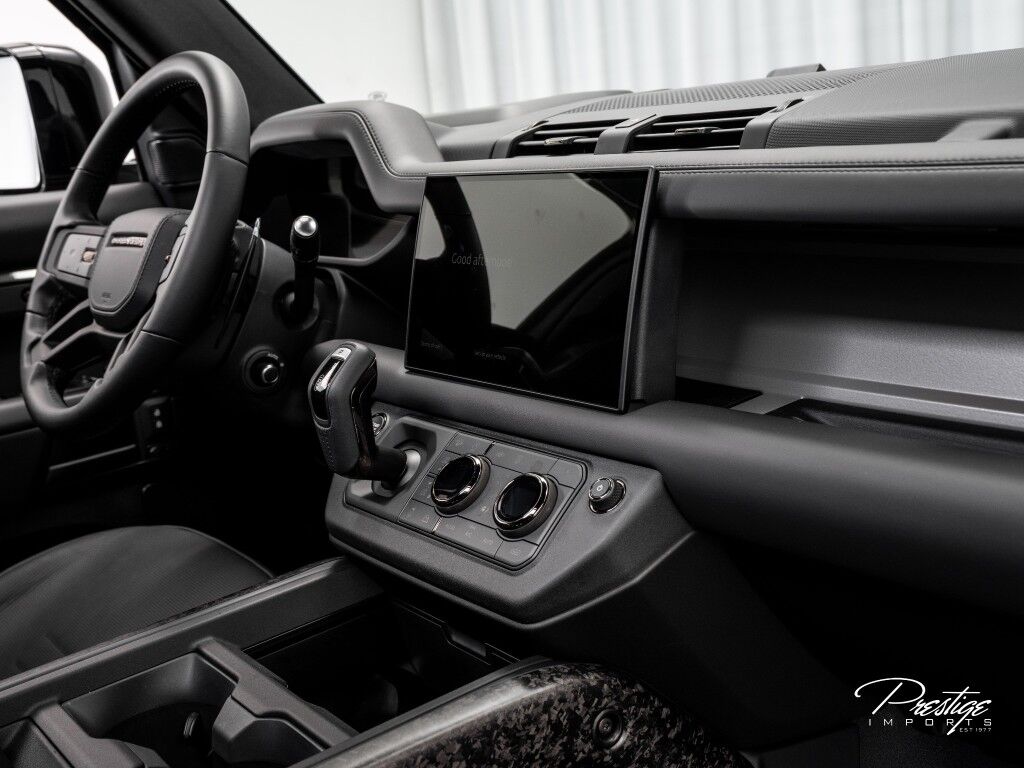 2025 Land Rover Defender OCTA Edition One North Miami Beach FL