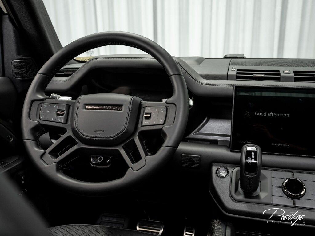 2025 Land Rover Defender OCTA Edition One North Miami Beach FL