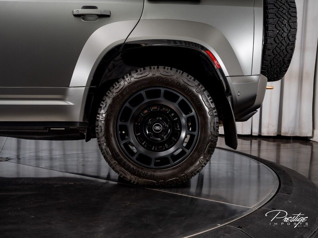 2025 Land Rover Defender OCTA Edition One North Miami Beach FL