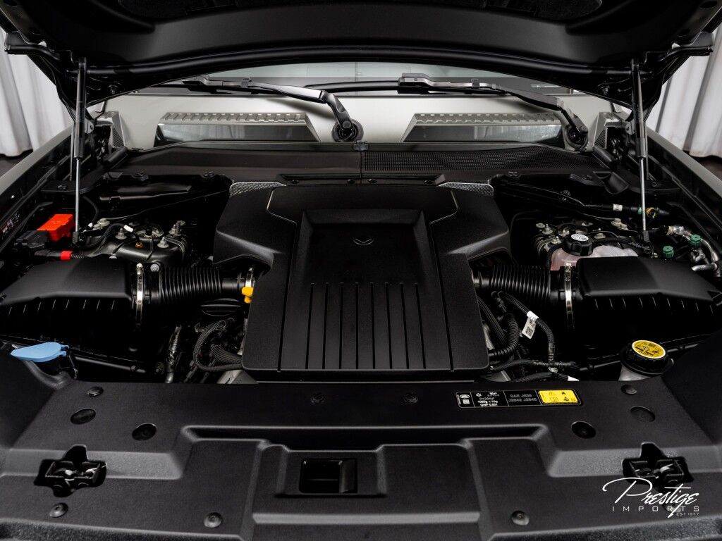 2025 Land Rover Defender OCTA Edition One North Miami Beach FL