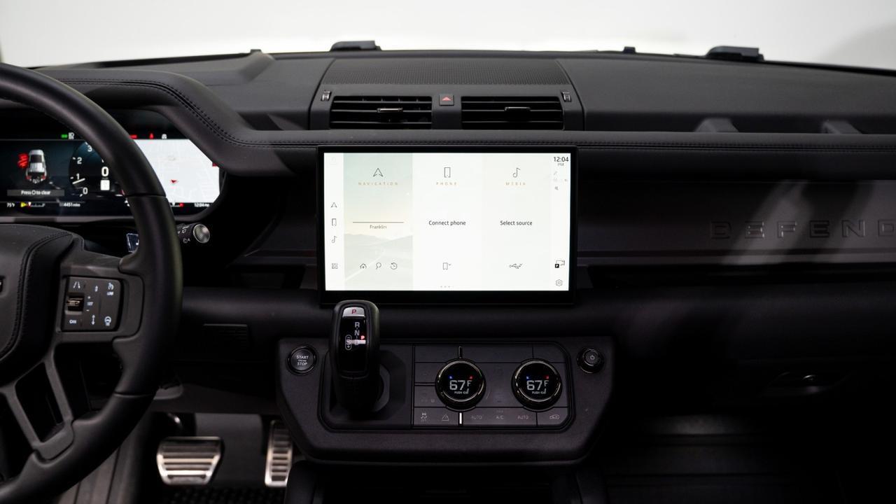 2025 Land Rover Defender OCTA Franklin TN