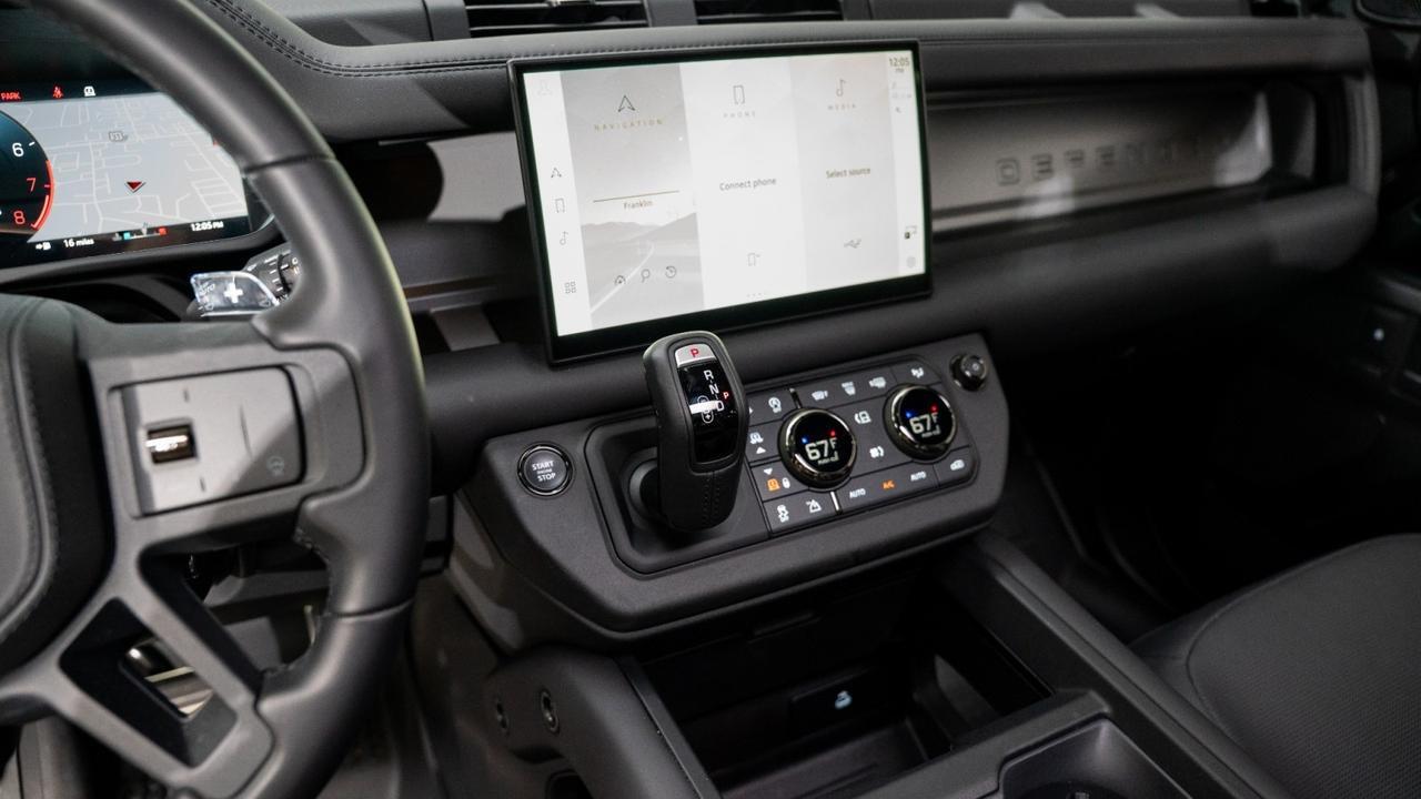 2025 Land Rover Defender OCTA Franklin TN