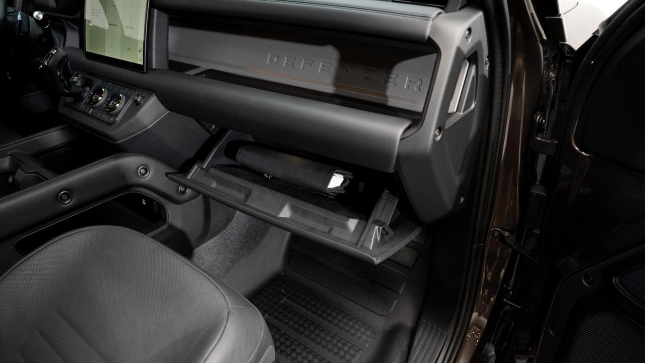 2025 Land Rover Defender OCTA Franklin TN
