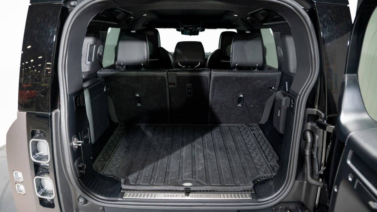 2025 Land Rover Defender OCTA Franklin TN