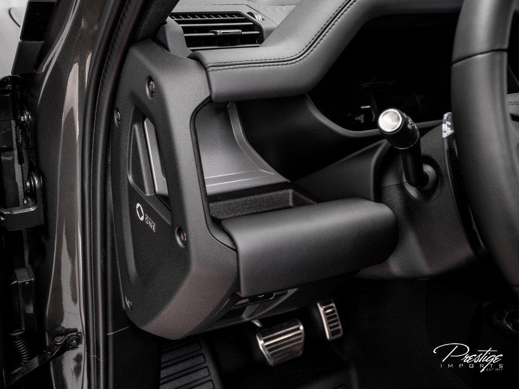 2025 Land Rover Defender P635 OCTA North Miami Beach FL