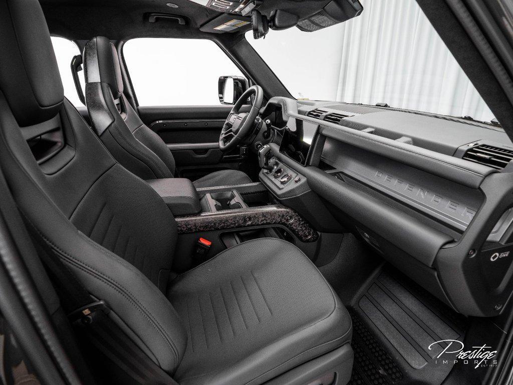 2025 Land Rover Defender P635 OCTA North Miami Beach FL