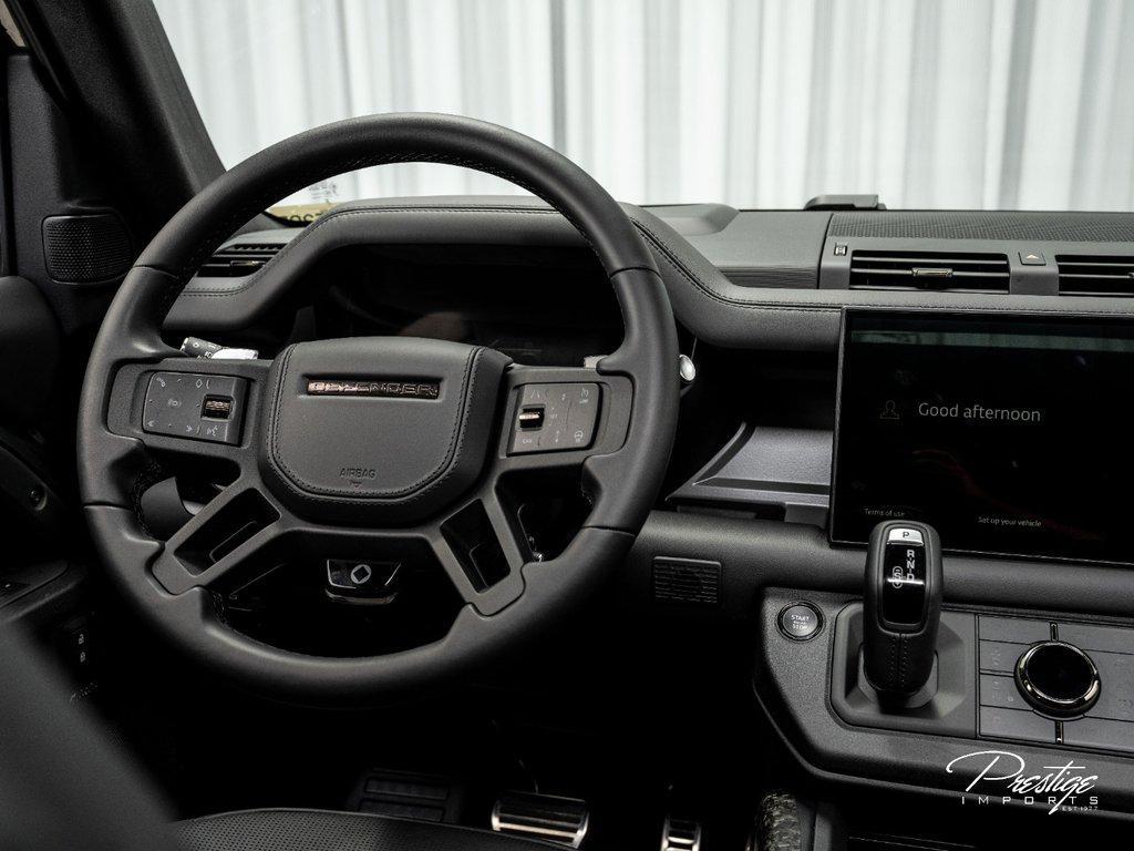2025 Land Rover Defender P635 OCTA North Miami Beach FL