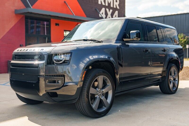 2025 Land Rover Defender V8