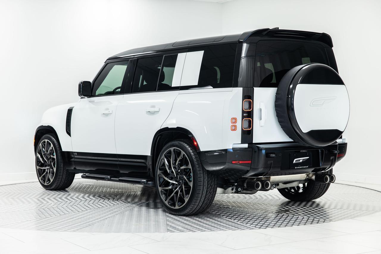 2025 Land Rover Defender V8