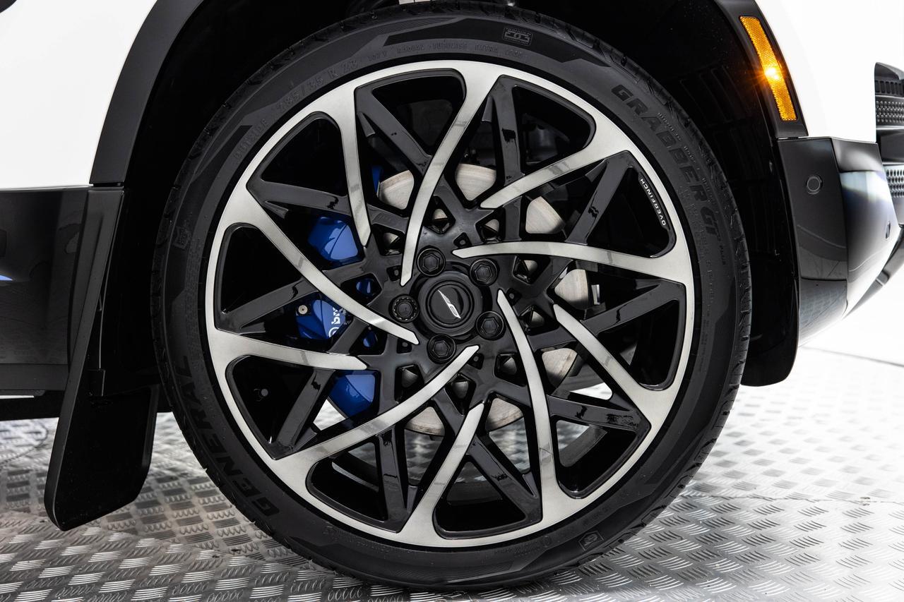 2025 Land Rover Defender V8 Danville VA