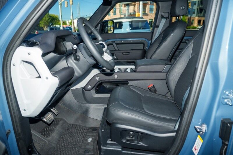 2025 Land Rover Defender X-Dynamic SE Birmingham AL
