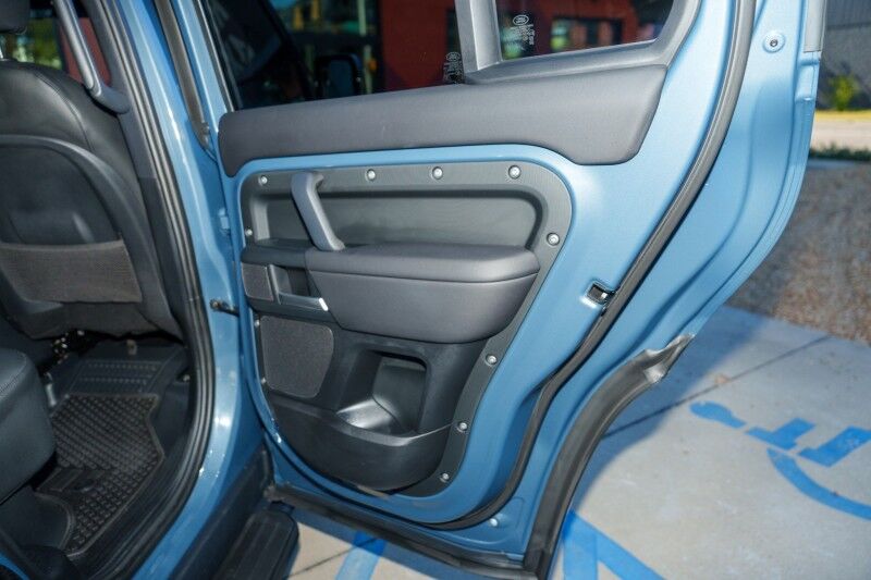 2025 Land Rover Defender X-Dynamic SE Birmingham AL