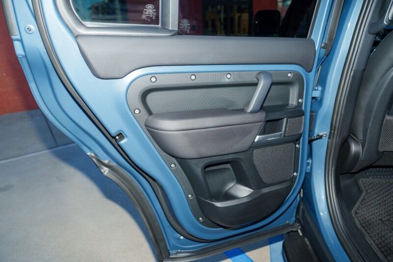 2025 Land Rover Defender X-Dynamic SE Birmingham AL