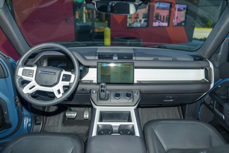 2025 Land Rover Defender X-Dynamic SE Birmingham AL