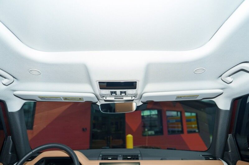 2025 Land Rover Defender X-Dynamic SE Birmingham AL