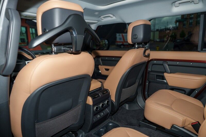 2025 Land Rover Defender X-Dynamic SE Birmingham AL